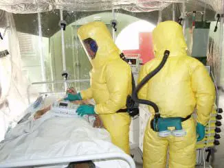 Ebola: Überzogene Panikmache oder doch totaler Ernst?