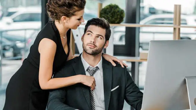 Flirten am Arbeitsplatz Flirten am Arbeitsplatz