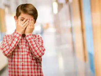 Schüchterne Kinder behutsam fördern