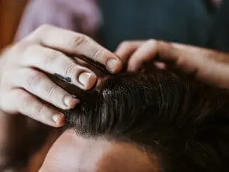 Haarausfall durch Haare färben