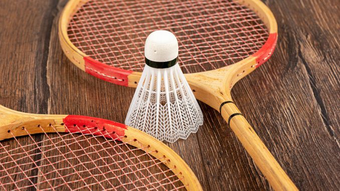 Unterschiede zwischen Federball und Badminton